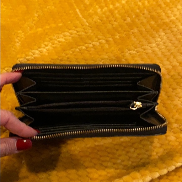 Coach wallet - Picture 2 of 2